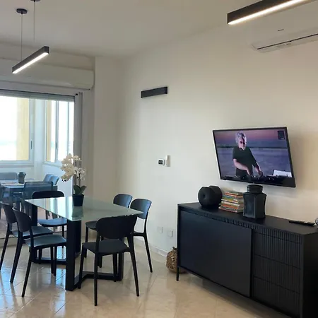Lussuoso Vista Mare Apartman